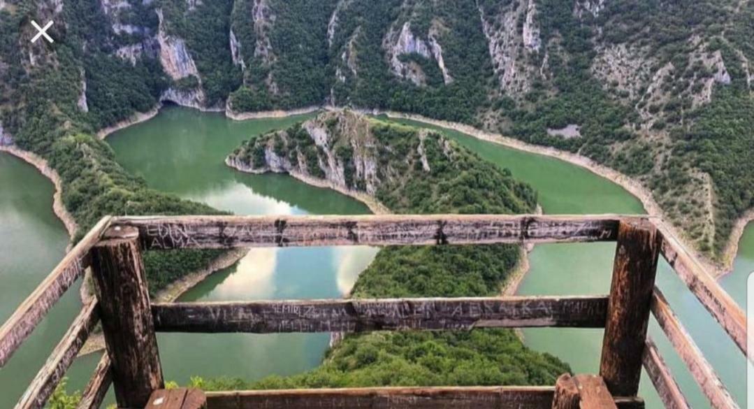 Prenociste Dm5 Frühstückspension Novi Pazar